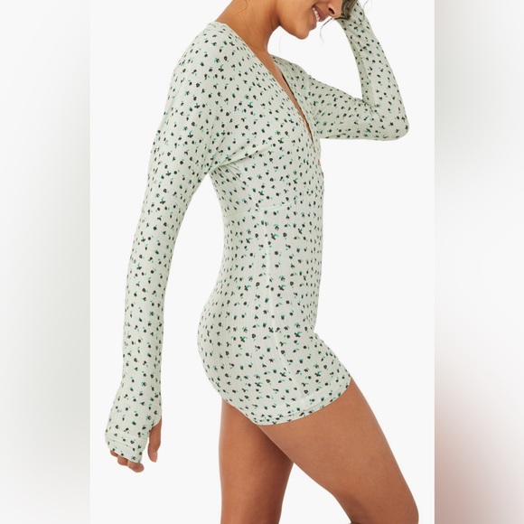 Free People Intimately FP Sleep In Long Sleeve Pointelle Romper Sage Green Small - Picture 3 of 4
